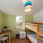 Prázdninový dům Laendlicher Oeko-flair Im Strohhaus